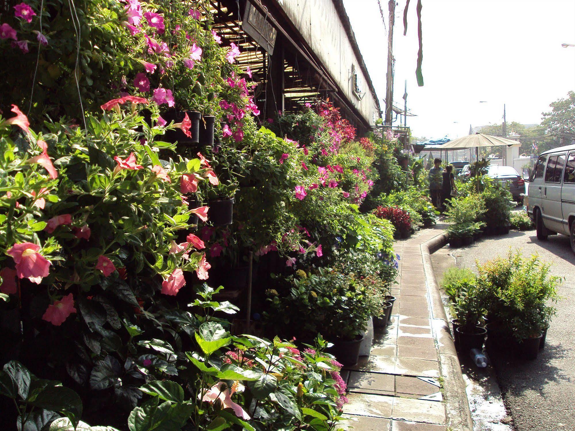 Steve Lady Hostel Bangkok Dış mekan fotoğraf